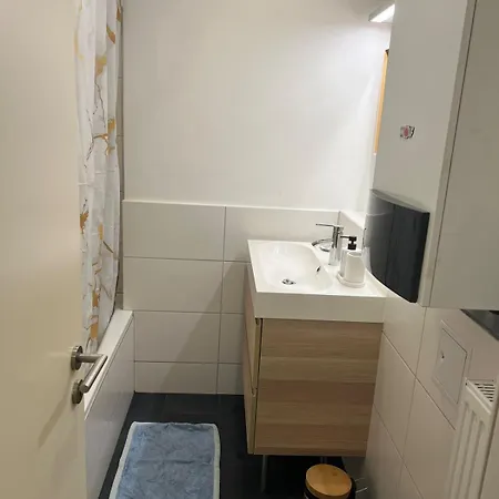 Apartamento Cozy 2-room Near Rwth & Aquisgrán