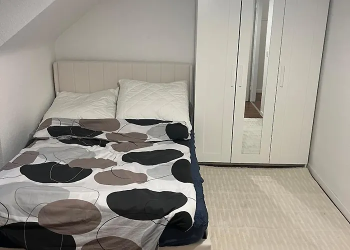 Cozy 2-room Near Rwth & * Aachen