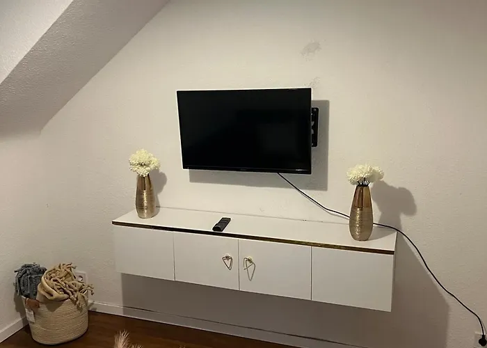 Cozy 2-room Near Rwth & * Aachen